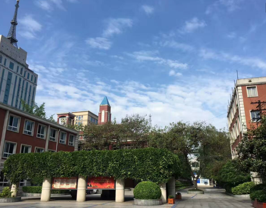 成都樹德實(shí)驗(yàn)中學(xué)地理位置在哪兒？