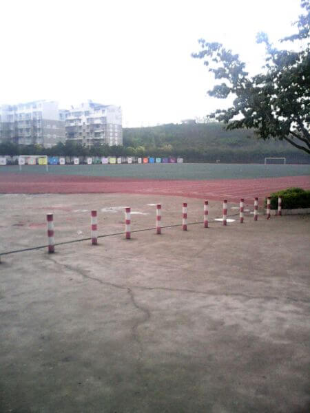 資中二中、水南實驗小學(xué)校園路段通車了