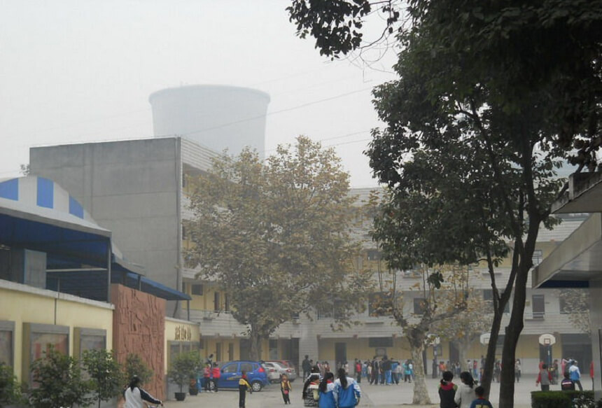 成都列五中學在哪個位置？