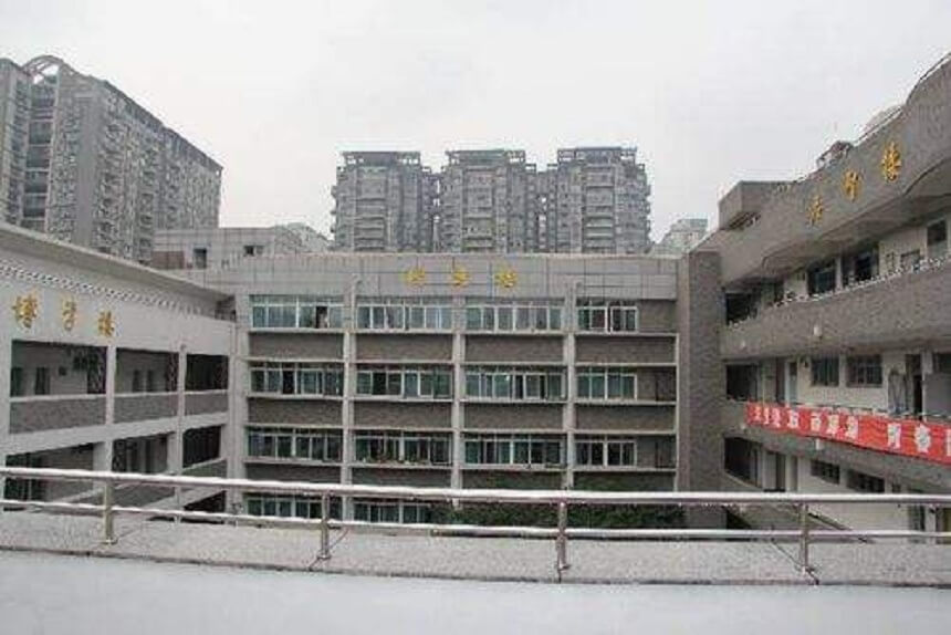 ?成都樹(shù)德協(xié)進(jìn)中學(xué)學(xué)校環(huán)境怎么樣？