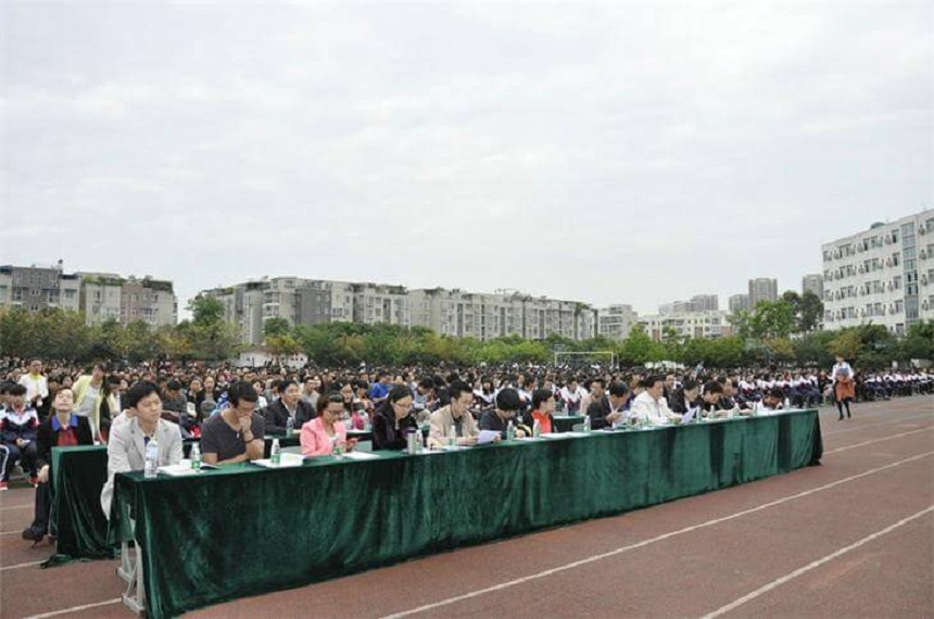 龍泉二中怎么樣、好不好？