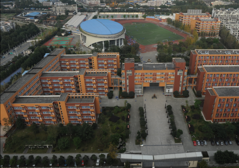 溫江中學校園環(huán)境怎么樣？