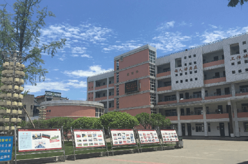 成都市籍田中學(xué)環(huán)境怎么樣？