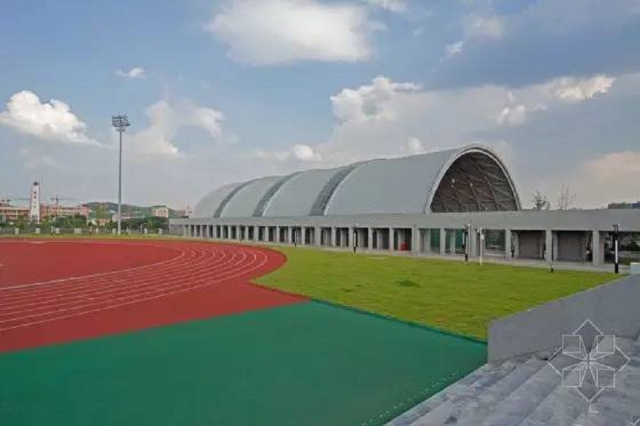 綿陽市奧林匹克體育學校是公辦的嗎？