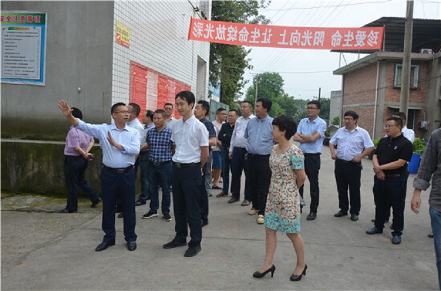 龍正中學(xué)2020年中考分?jǐn)?shù)線是多少？