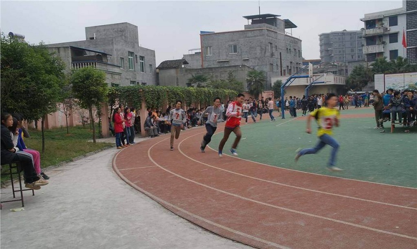 清水中學是公辦高中嗎？