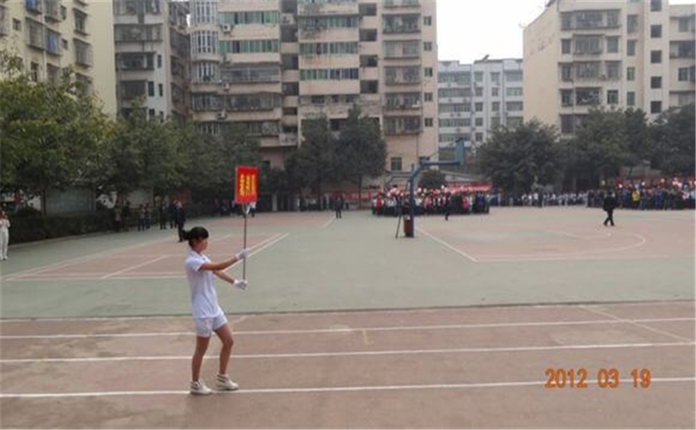 巴中六中學校環(huán)境怎么樣？