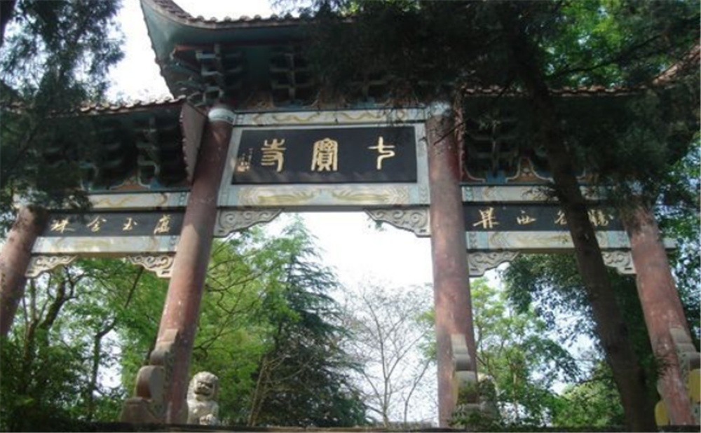 七寶寺中學(xué)學(xué)校環(huán)境怎么樣？