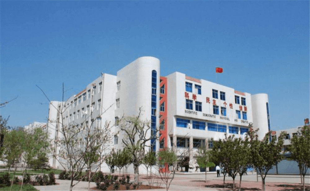 周口中學(xué)學(xué)校環(huán)境怎么樣？