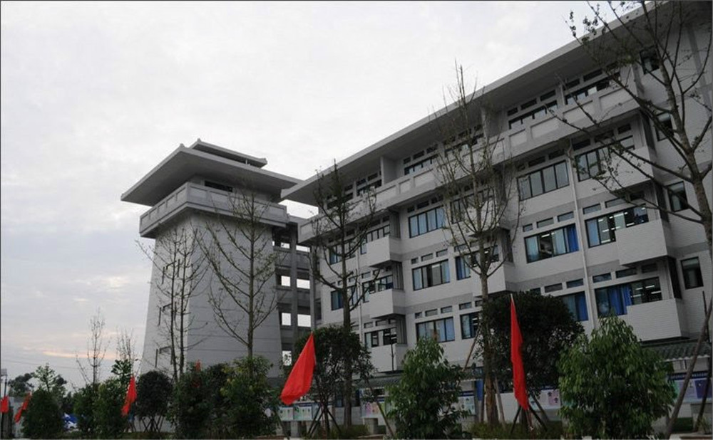 成都石室中學(xué)北湖校區(qū)2020年的錄取分數(shù)是多少？