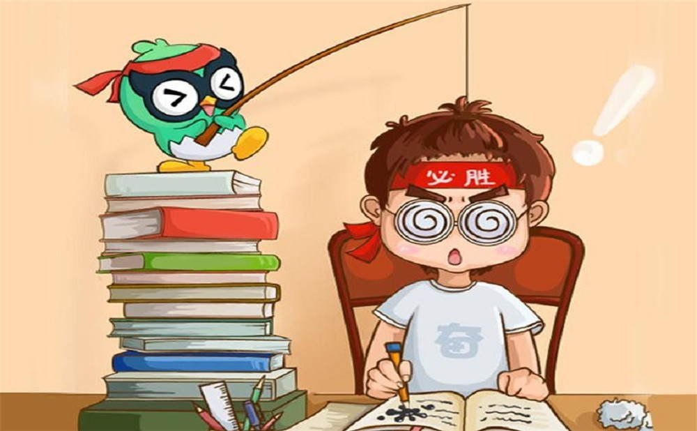 成都經(jīng)濟(jì)技術(shù)開發(fā)區(qū)實(shí)驗(yàn)中學(xué)每年的學(xué)費(fèi)是多少？