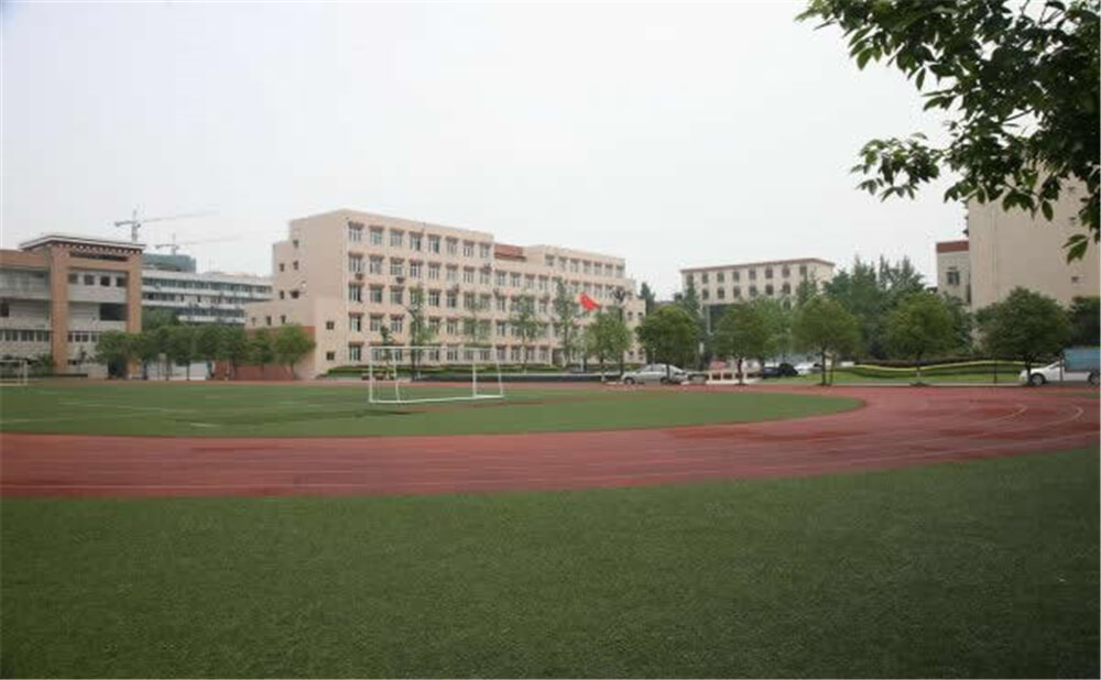 成都西藏中學(xué)的高考升學(xué)率是多少？