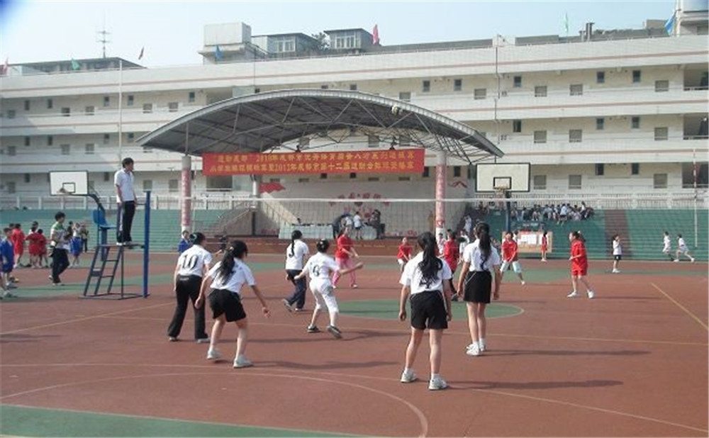 升庵中學(xué)高中部的錄取分數(shù)是多少？