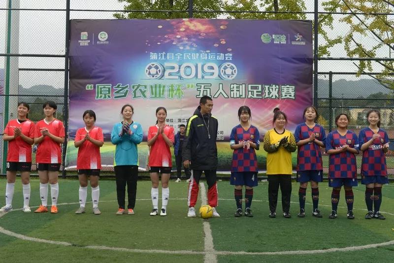 蒲江中學(xué)2020年的招生計(jì)劃是多少？