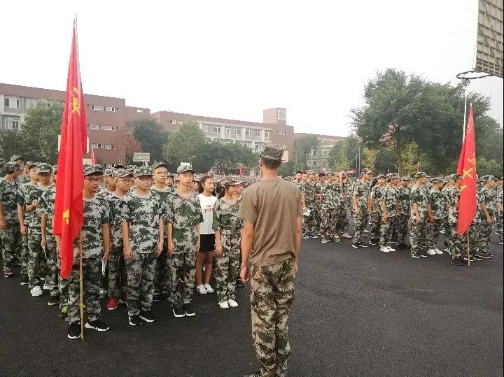 華潤高級中學(xué)的升學(xué)率怎么樣？"華潤1.jpg"