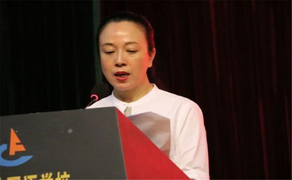 成都外國語學校的學費是多少是多少？