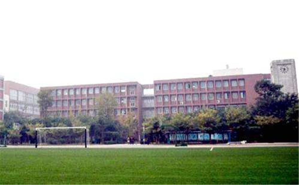 電子科技大學實驗中學近三年的錄取分數(shù)是多少？