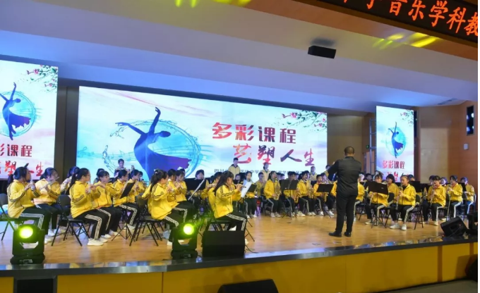 雙流藝體中學近三年的錄取分數(shù)線是多少？