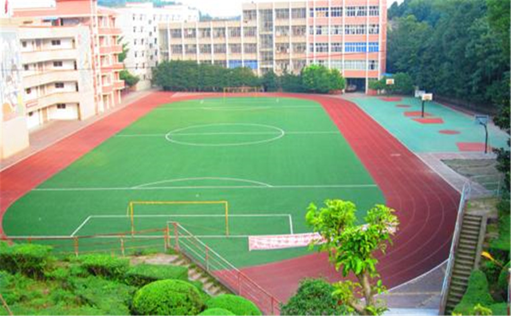 簡陽實驗中學的高中住宿怎么樣？