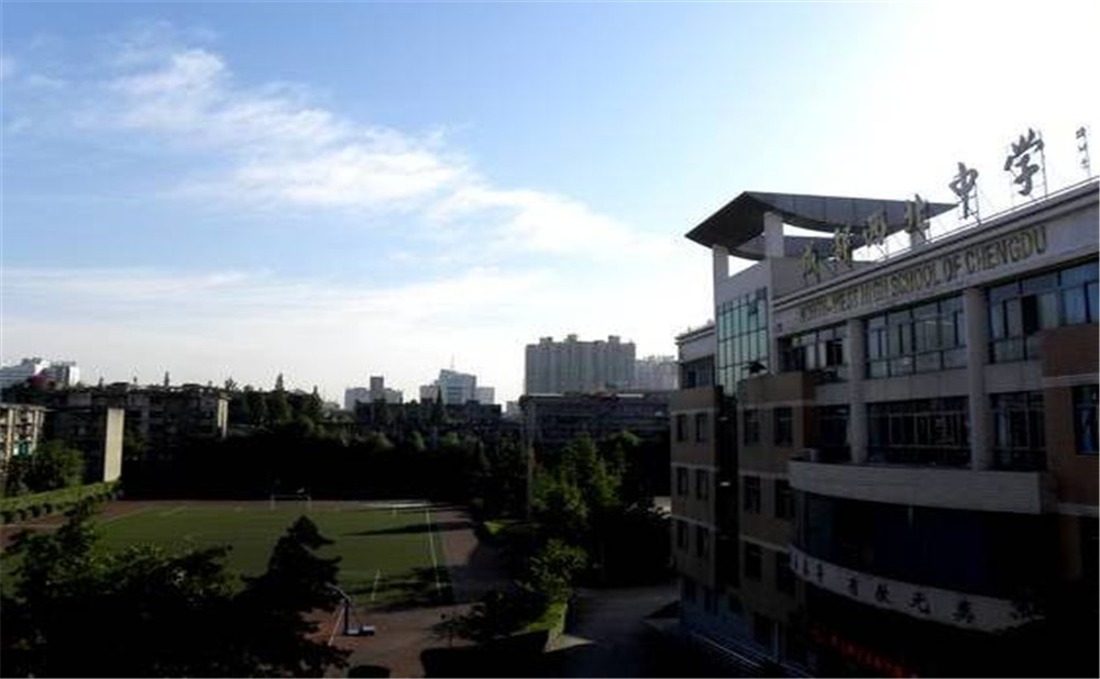 成都市西北中學(xué)的本科升學(xué)率高不高？