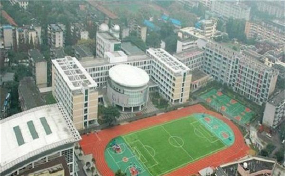 成都十二中（四川大學(xué)附屬中學(xué)）的本科升學(xué)率高不高？