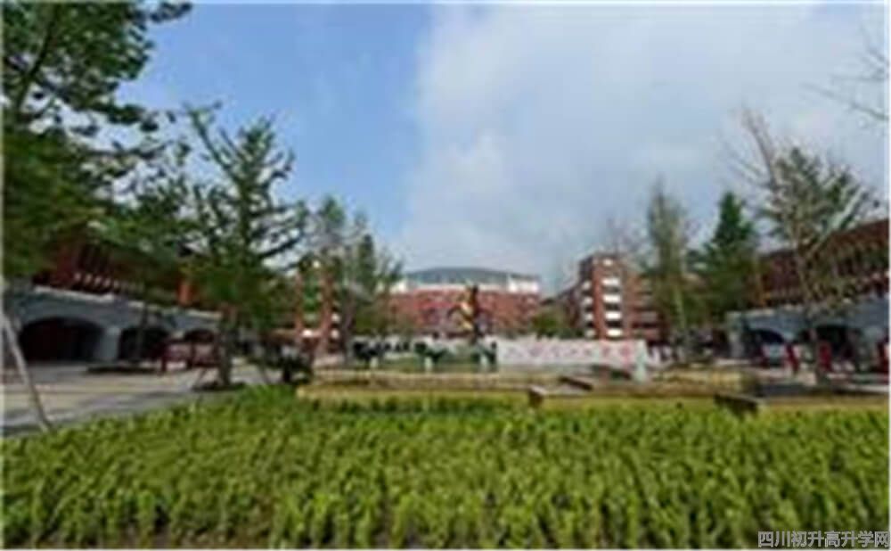 新都一中的住宿怎么樣？