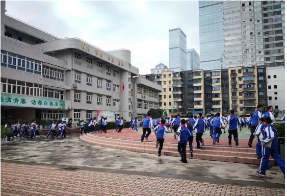 2020成都市第十七中學(xué)的升學(xué)率有多少？
