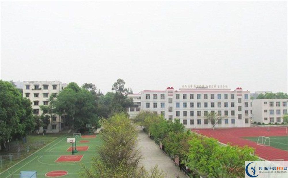 2020年青白江中學(xué)的報(bào)名條件是什么？