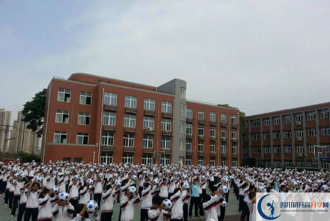 2020四川師范大學(xué)附屬第三實(shí)驗(yàn)中學(xué)的升學(xué)率是多少？