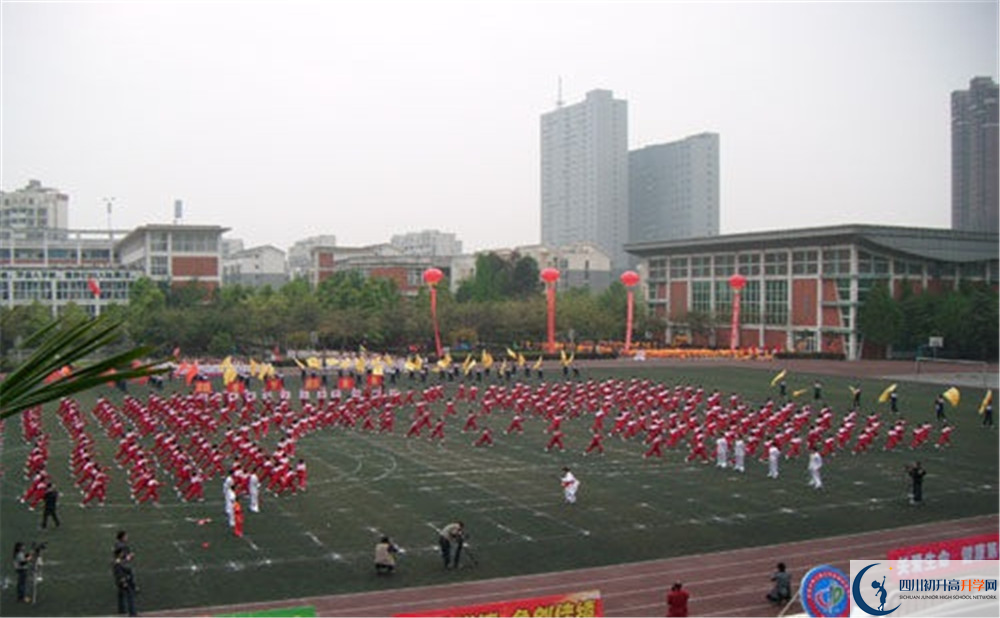成都文武學(xué)校的實驗班怎么樣？
