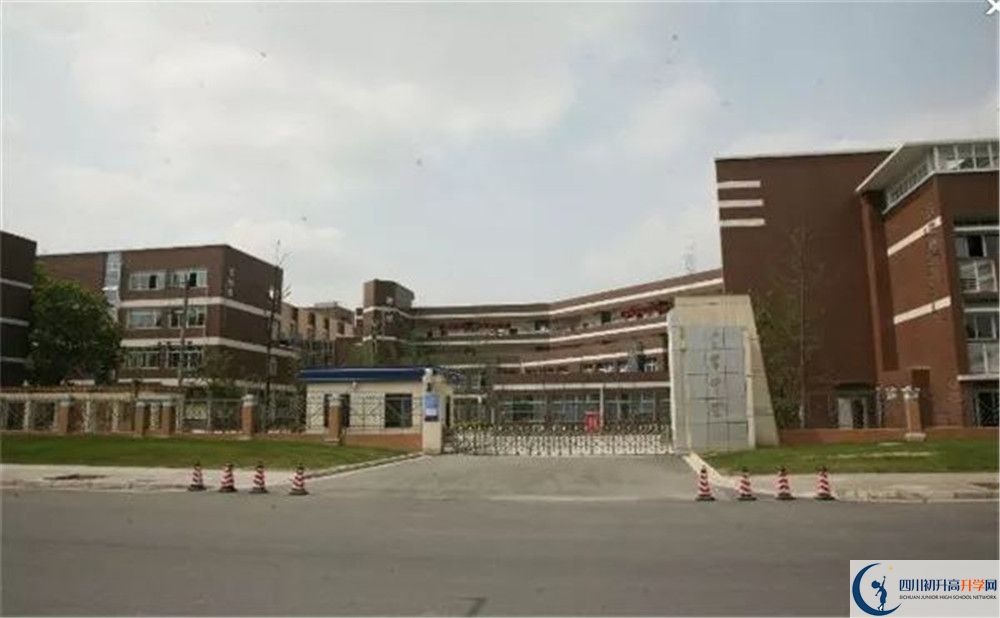 金牛中學2020年清華北大上人數(shù)是多少？