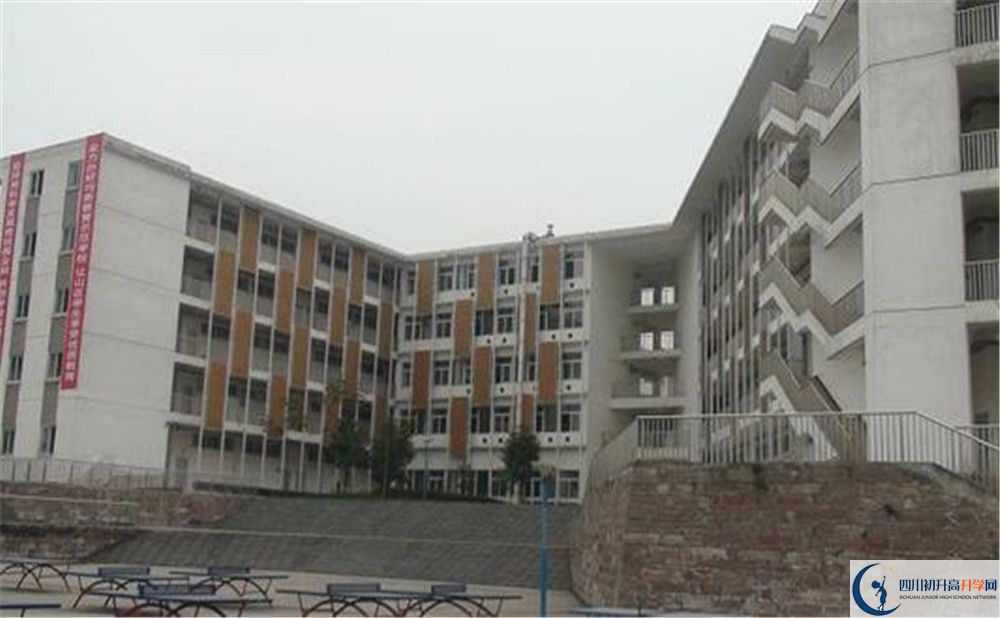 成都經(jīng)開區(qū)實(shí)驗(yàn)中學(xué)2020年外地生自主招生錄取名單在哪看？