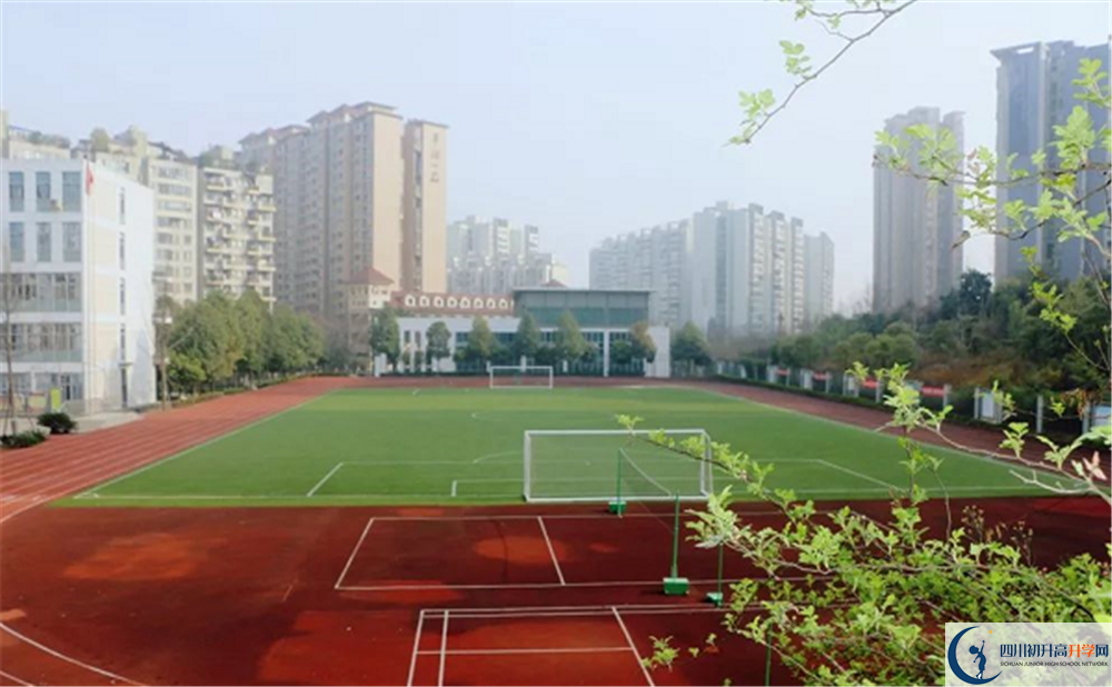 成都市第十七中學(xué)初升高自主招生錄取線(xiàn)是多少？