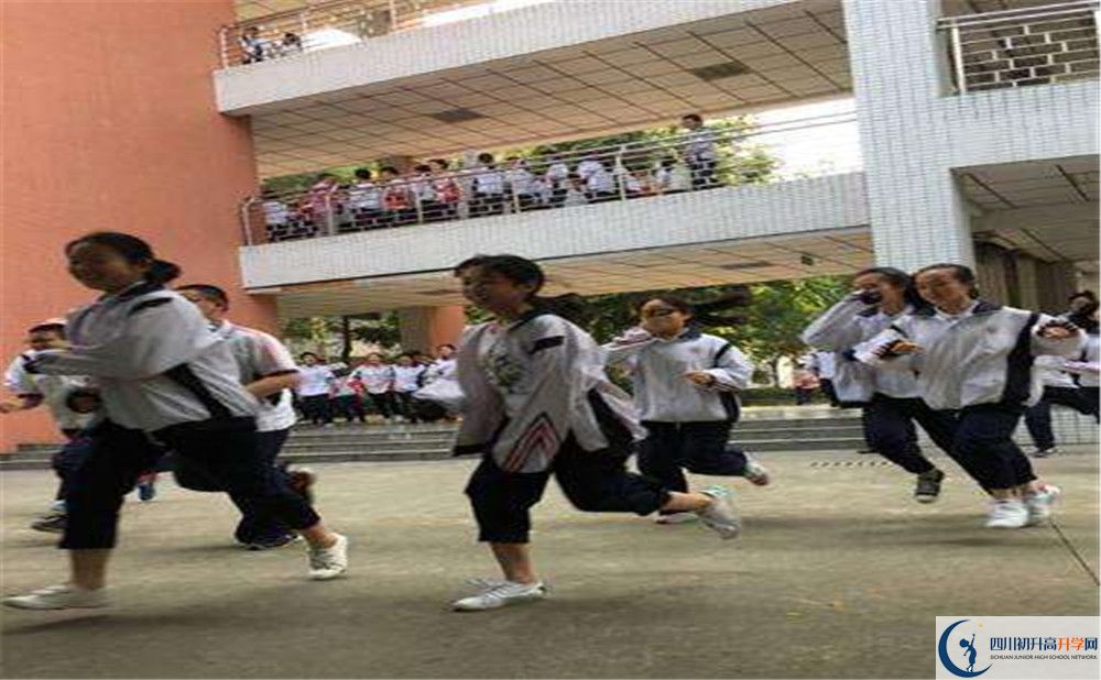 成都樹(shù)德中學(xué)光華校區(qū)地址怎么走？
