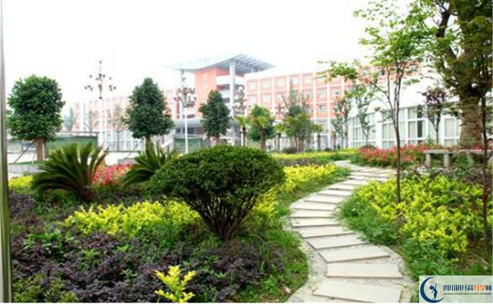 濛陽中學(xué)的高中住宿怎么樣？