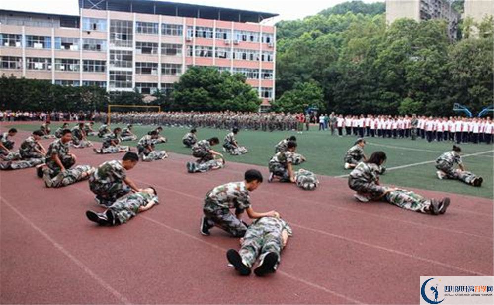 簡陽實驗中學(xué)是私立還是公立學(xué)校？