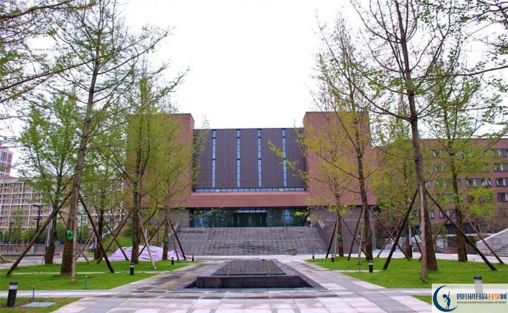 電子科技大學(xué)實(shí)驗(yàn)中學(xué)是重點(diǎn)中學(xué)嗎？