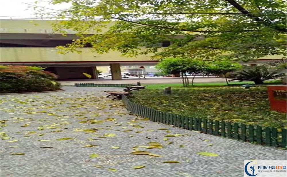 四川師范大學(xué)附屬第三實驗中學(xué)在全國高中排名多少？