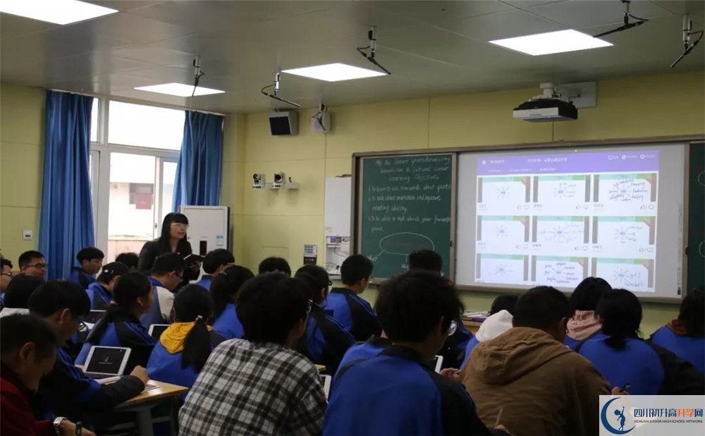 成都市籍田中學(xué)高中分班考試難嗎？