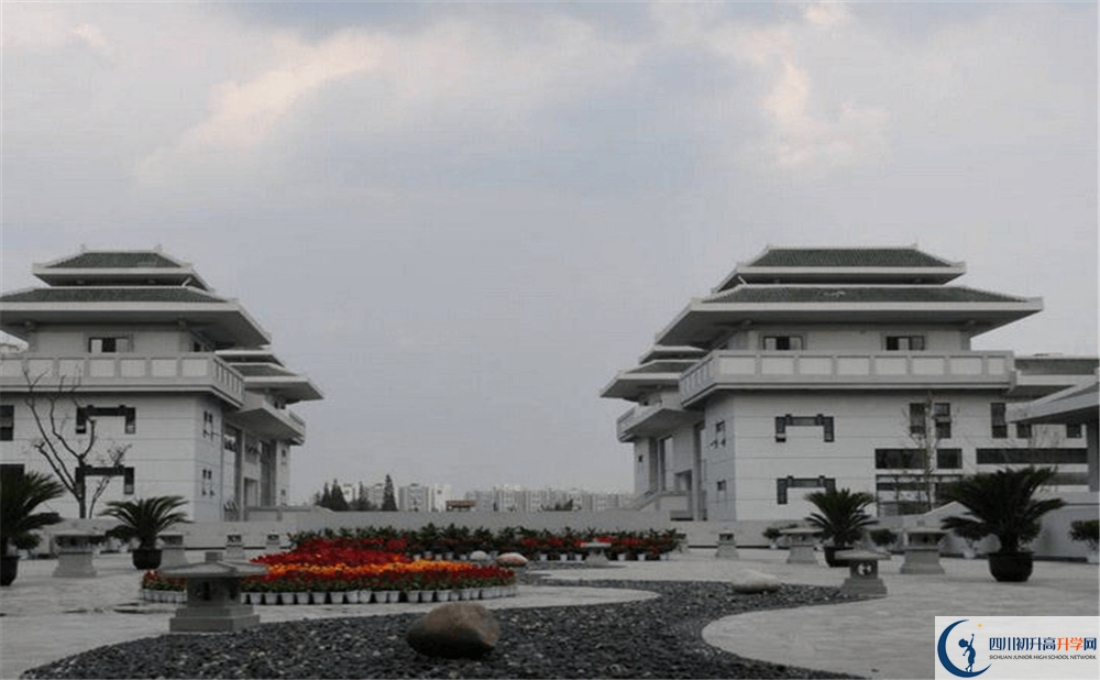 成都石室中學(xué)北湖校區(qū)國(guó)際部怎么考？