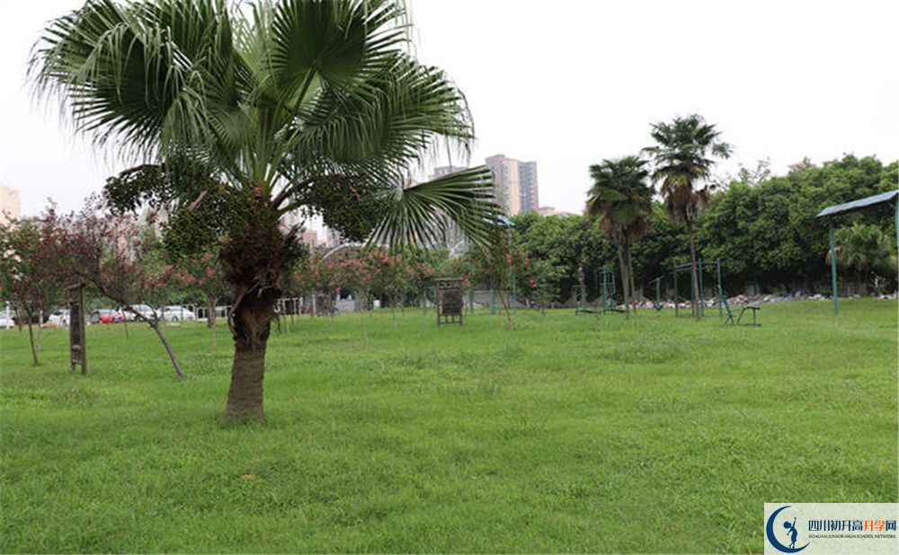 成都南開為明學(xué)校實(shí)驗(yàn)班學(xué)費(fèi)貴嗎？