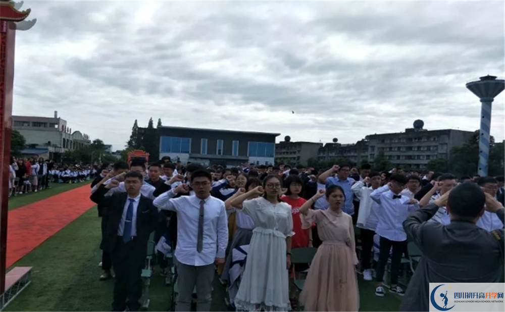 高埂中學(xué)平行班中考重點(diǎn)率是多少？