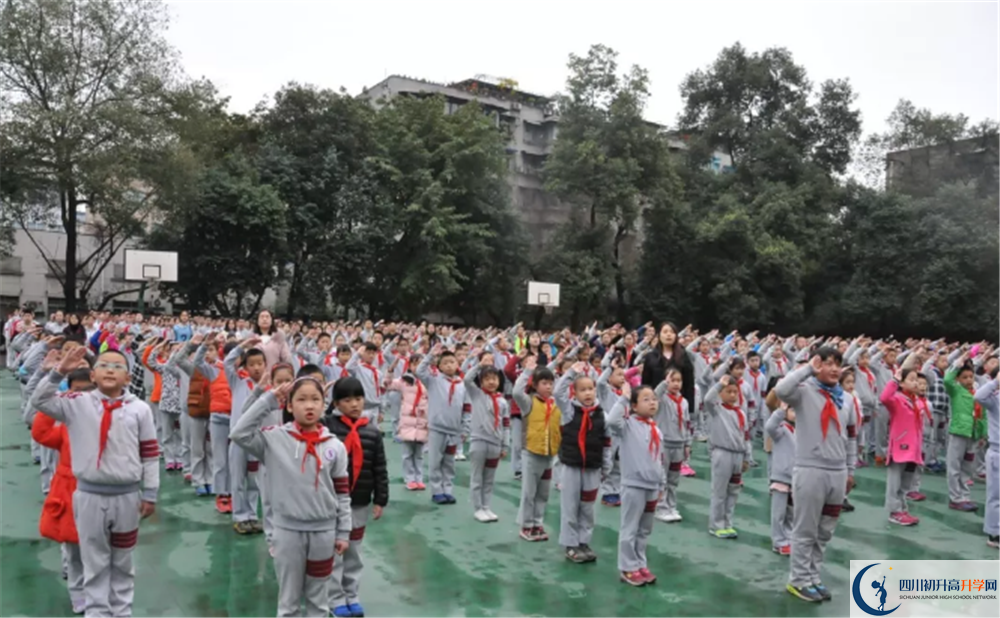 成都市石室聯(lián)中蜀華分校軍訓(xùn)多久？