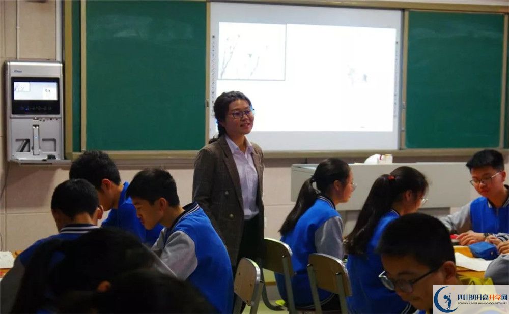 2020成都實(shí)驗(yàn)中學(xué)二診數(shù)學(xué)試題答案在哪看？