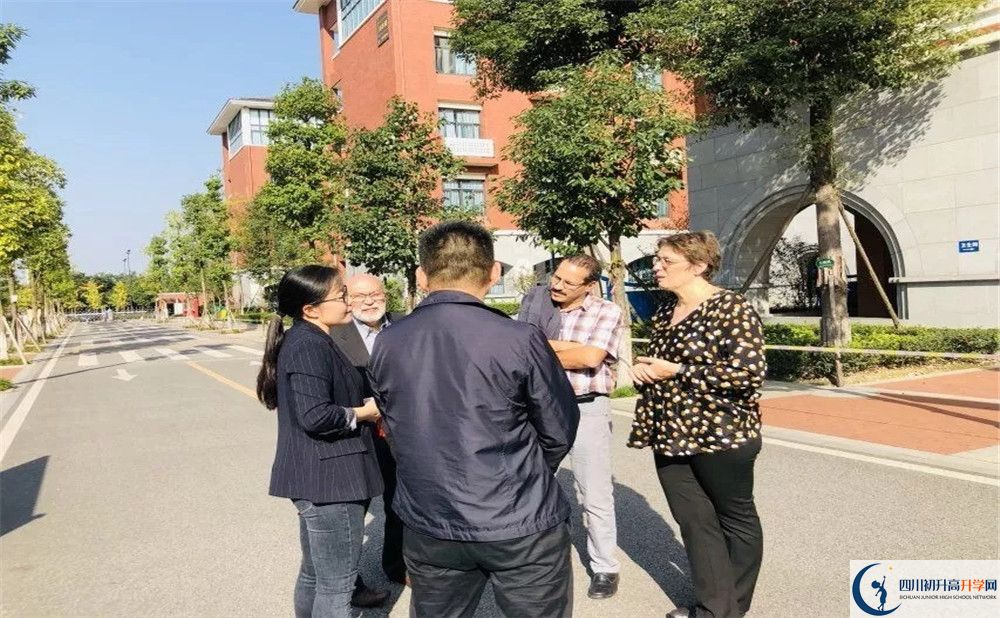 2020新都一中二診數(shù)學試題答案在哪看？