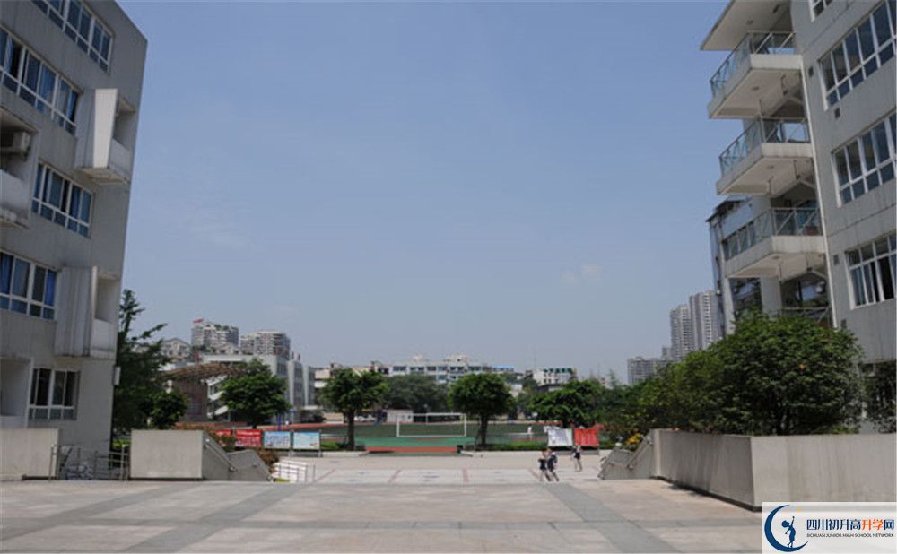 成都鐵路中學(xué)2020年報名考試時間是否有調(diào)整？