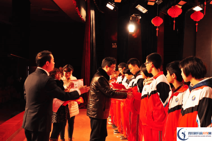 2020郫縣嘉祥外國(guó)語(yǔ)學(xué)校初三畢業(yè)時(shí)間如何變化？