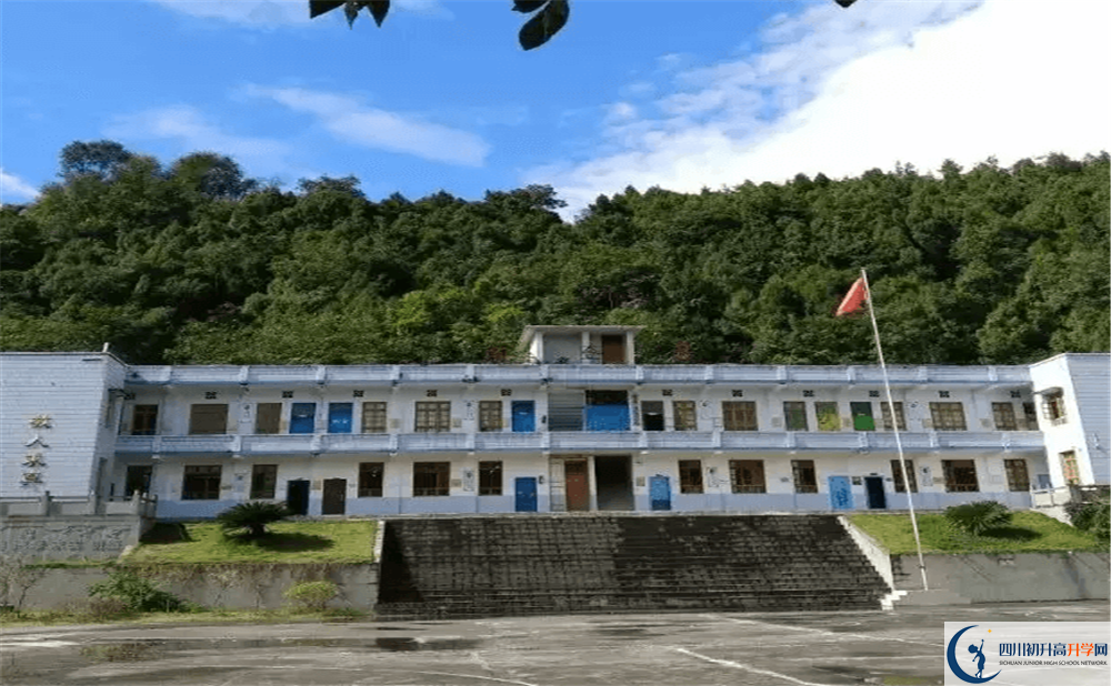 閬中市二龍中學(xué)高三診斷考試時間怎么安排？